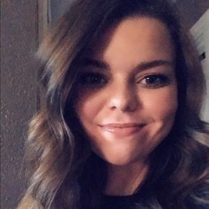 Meet your Posher, Bailey